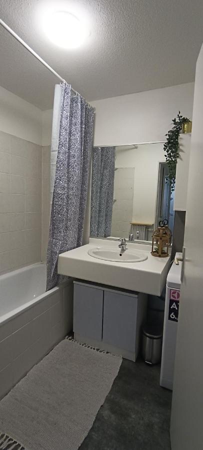 Stylish 1-Bedroom Flat With Beautiful Terrace , For A Cosy Retreat Štrasburk Exteriér fotografie